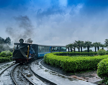 Darjeeling Sikkim Lachung Tour Package